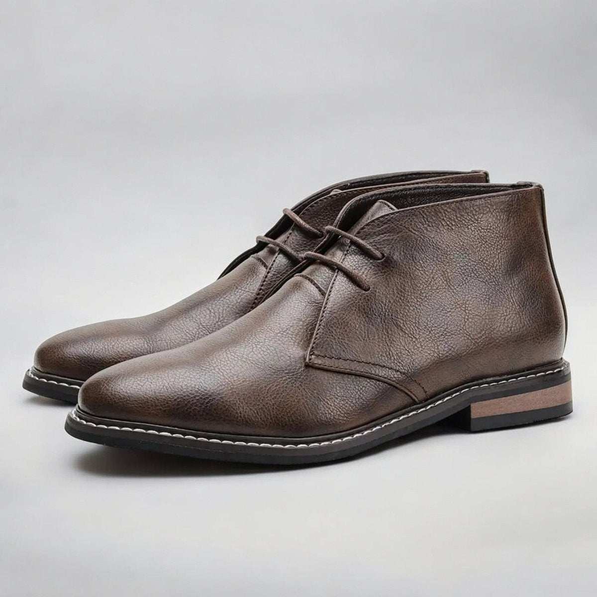 Men's Classic Lace-Up Chukka Boots with Non-Slip Sole