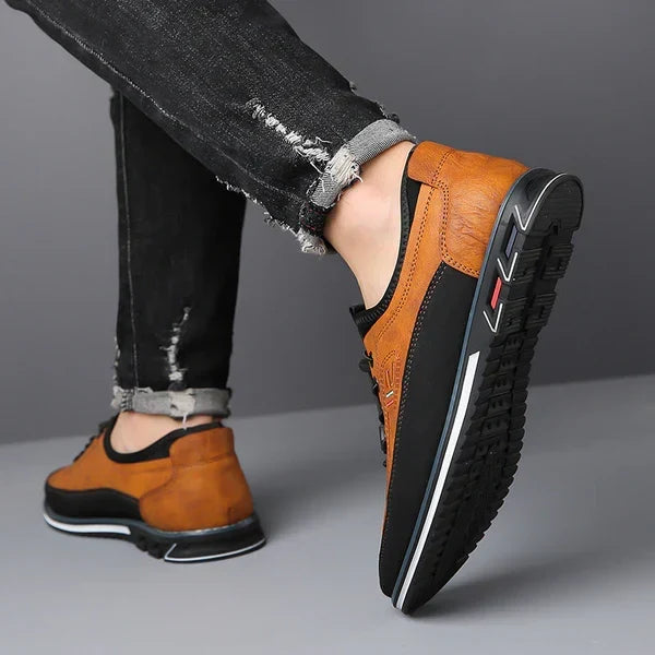 Men's Classic Oxford Shoes for Formal and Casual Wear