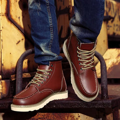 Men's Retro Winter Boots with Padded Insole and Sturdy Sole